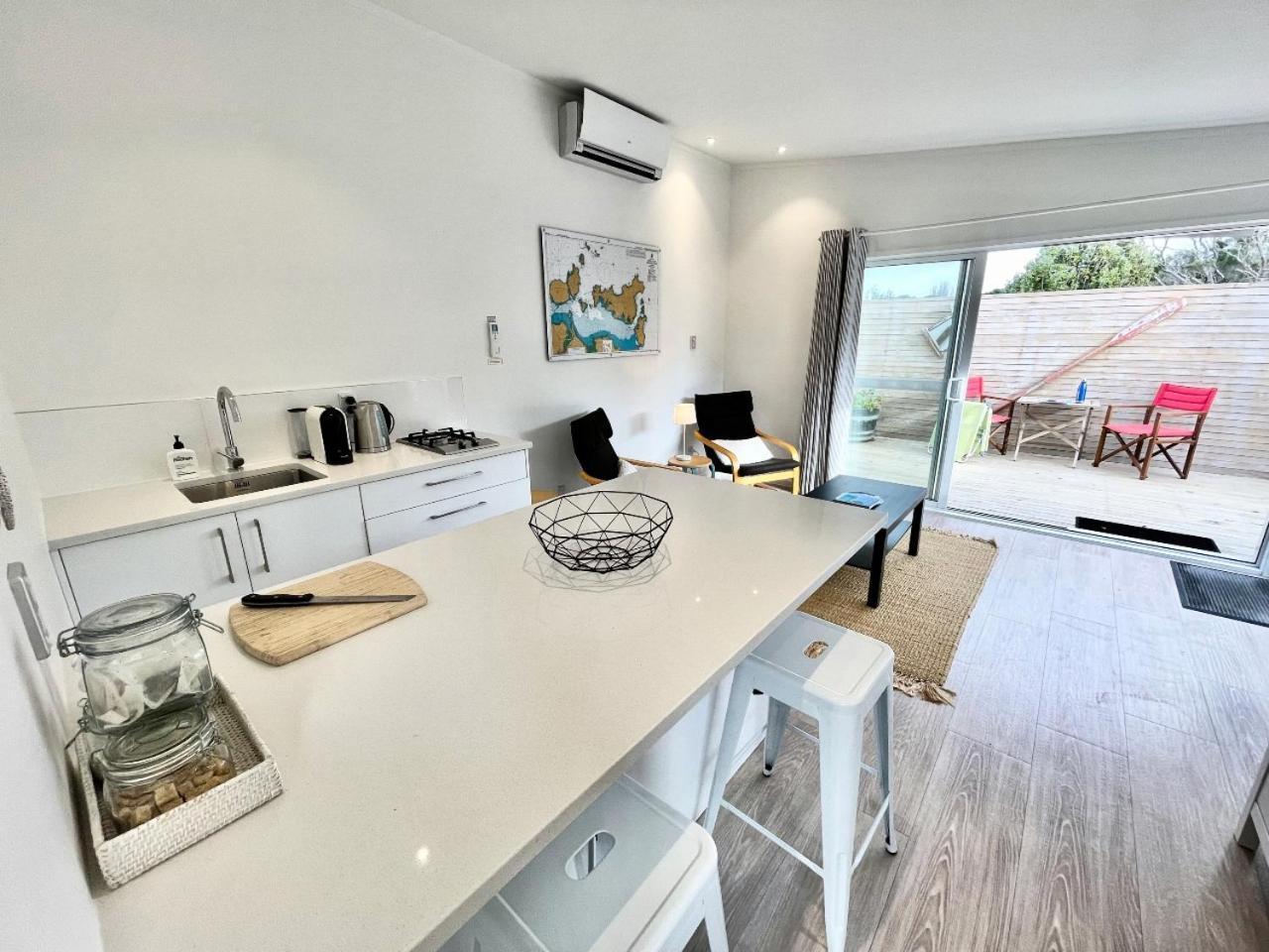 Sailor'S Cottage - Stay Waiheke Blackpool Bagian luar foto