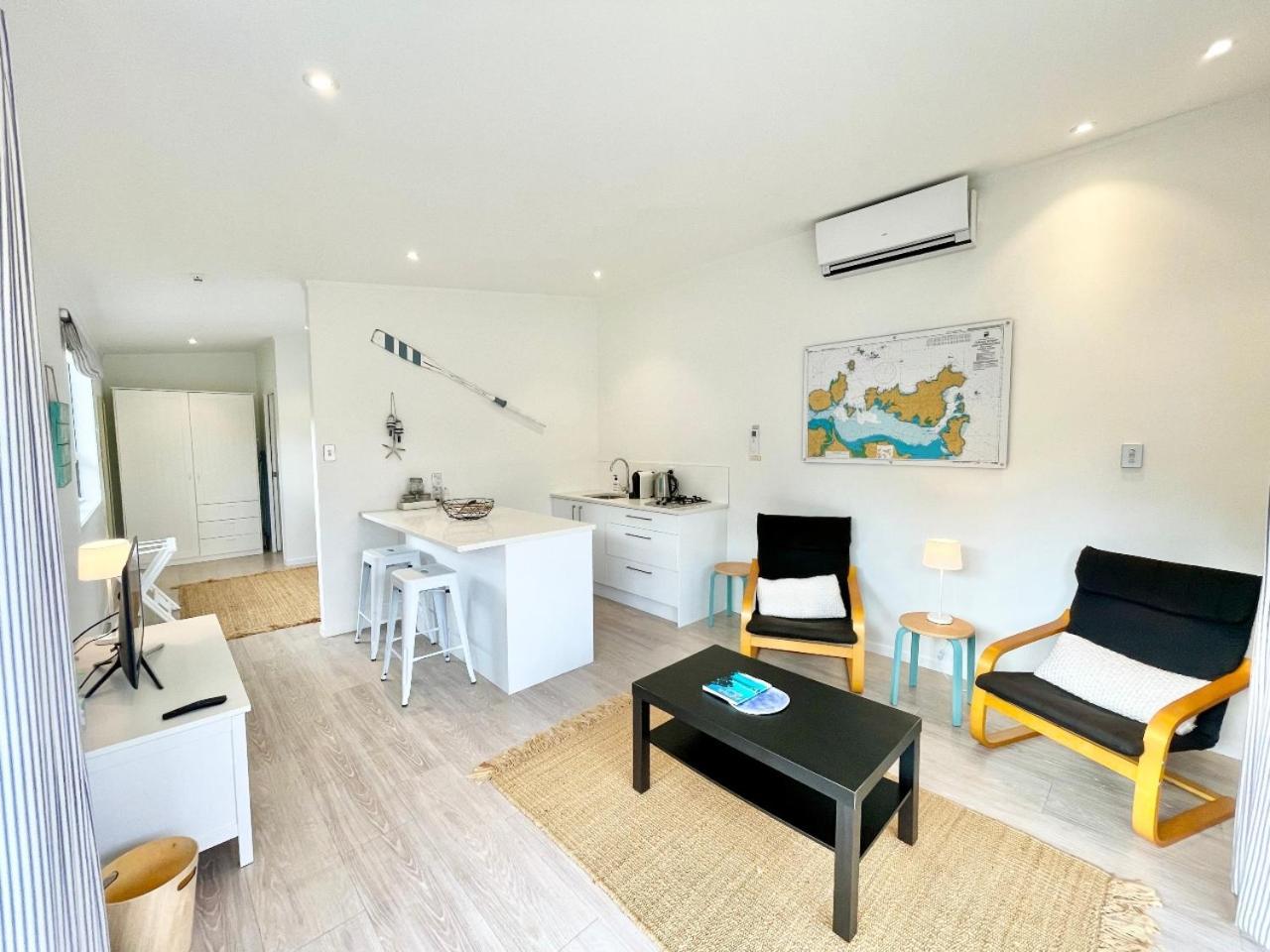 Sailor'S Cottage - Stay Waiheke Blackpool Bagian luar foto